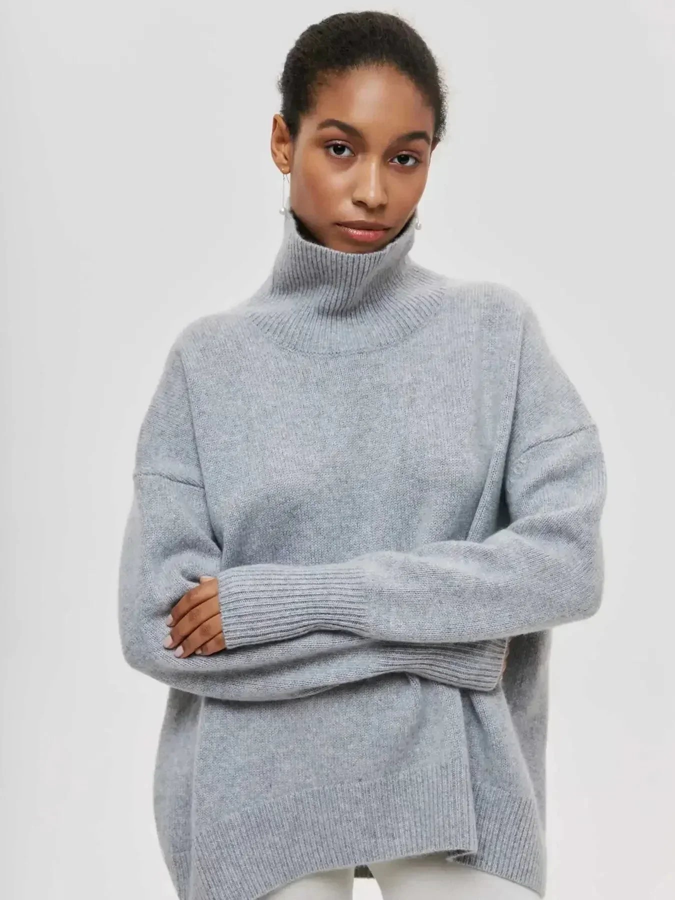 Cittra – Oversized Ribbed Turtleneck Sweater
